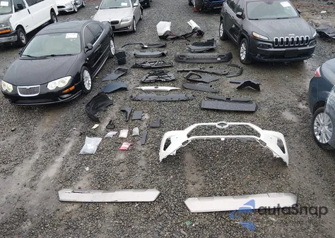 2024 Toyota Rav4 Hybrid Xse z USA, uszkodzony, nr VIN JTME6RFV6RD556864